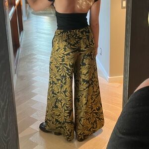 Dress Forum Black and Gold Tropical Skirt